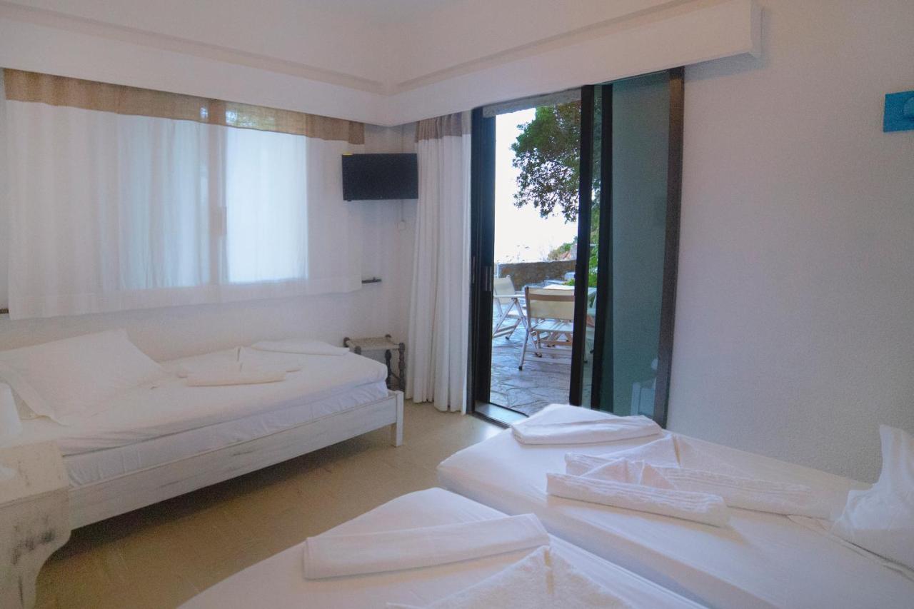 Marina Hotel Ágios Kírykos Extérieur photo