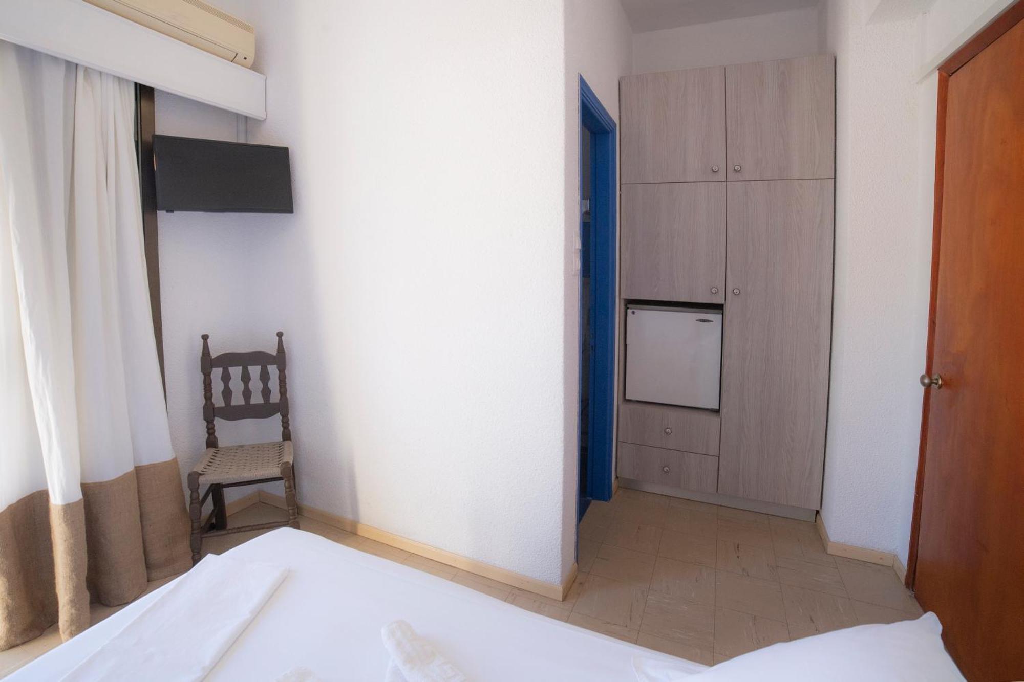 Marina Hotel Ágios Kírykos Extérieur photo