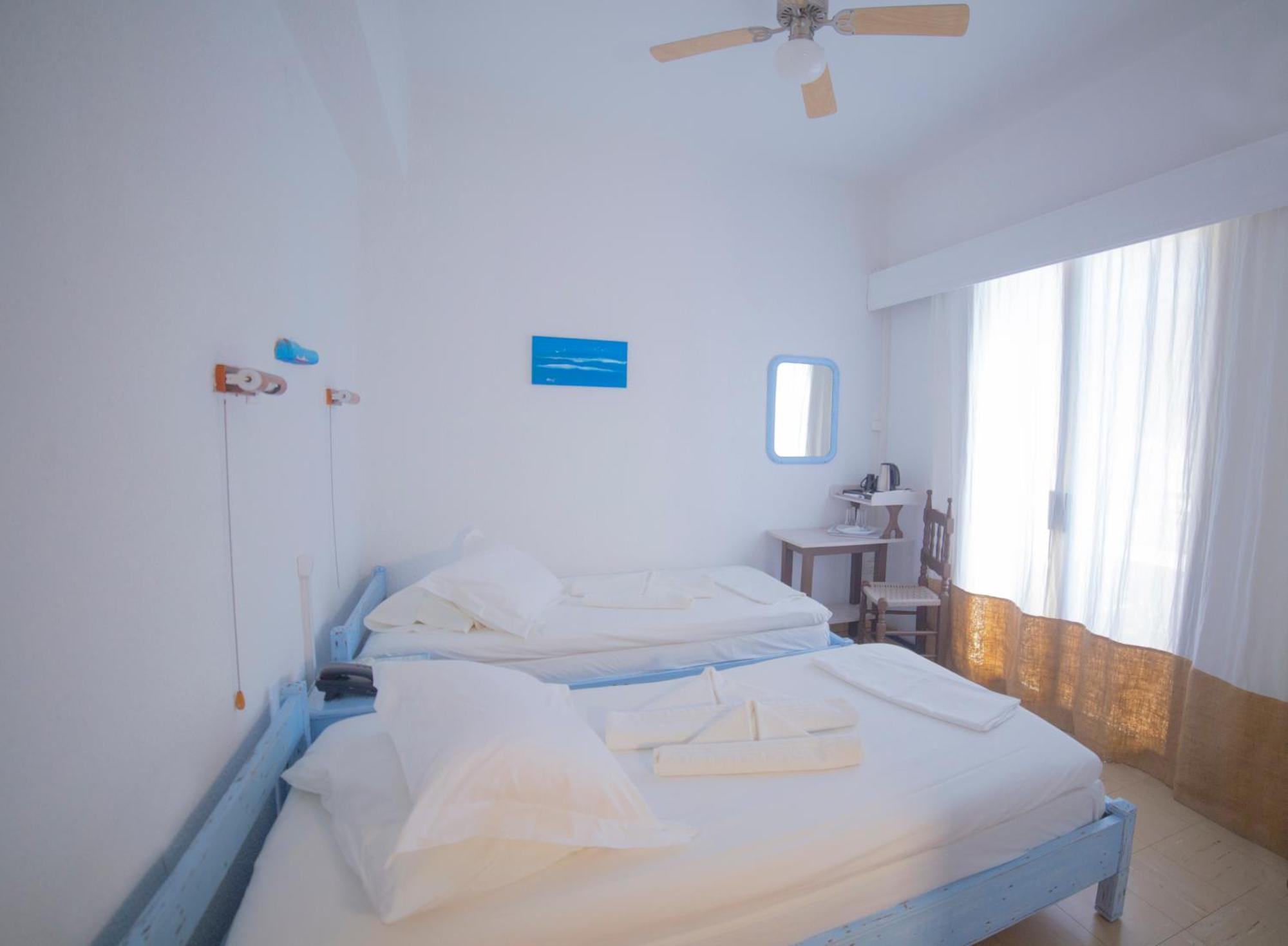 Marina Hotel Ágios Kírykos Extérieur photo
