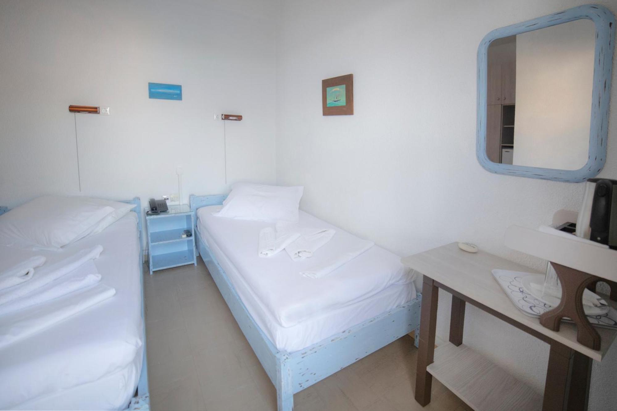 Marina Hotel Ágios Kírykos Extérieur photo