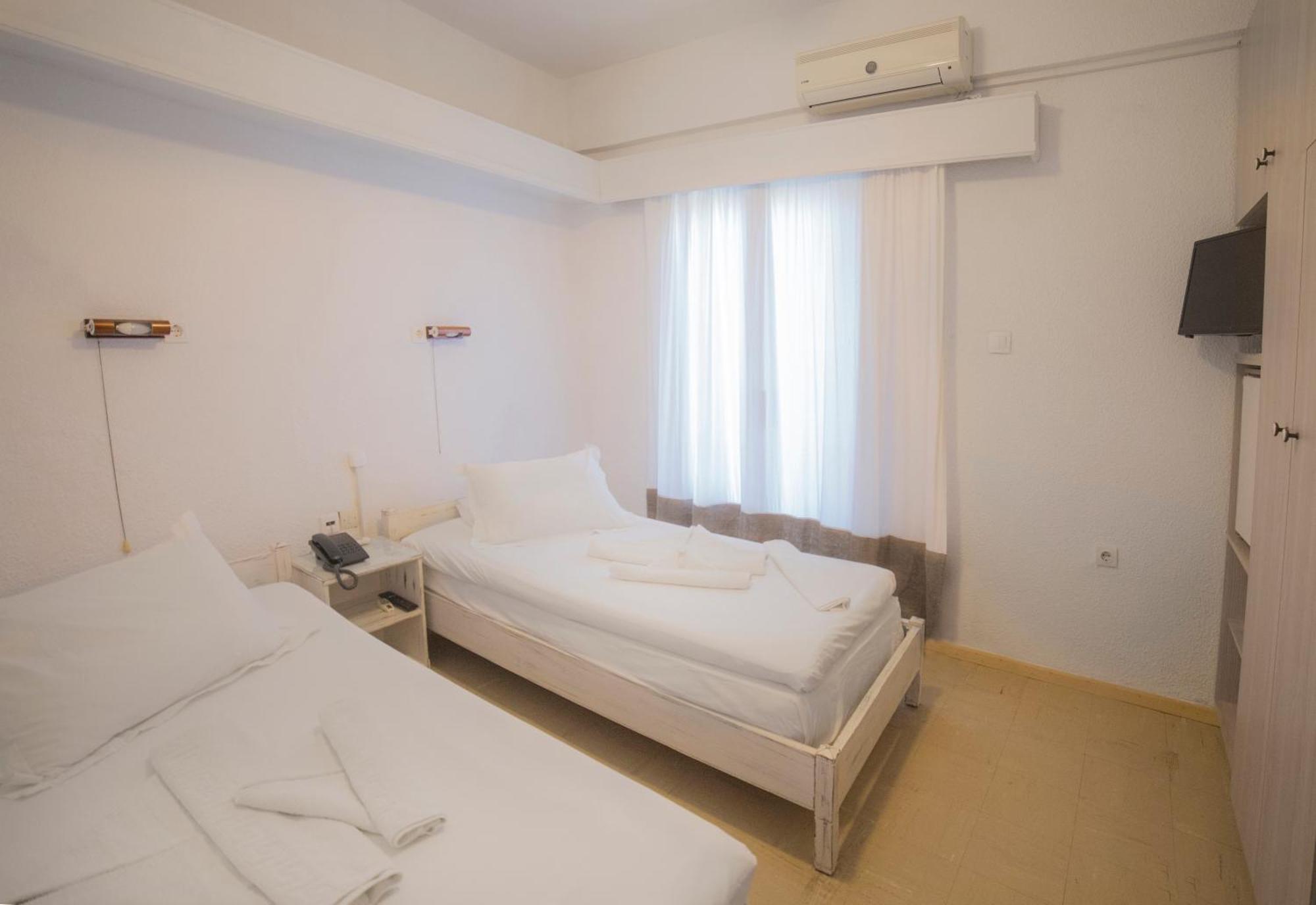 Marina Hotel Ágios Kírykos Extérieur photo