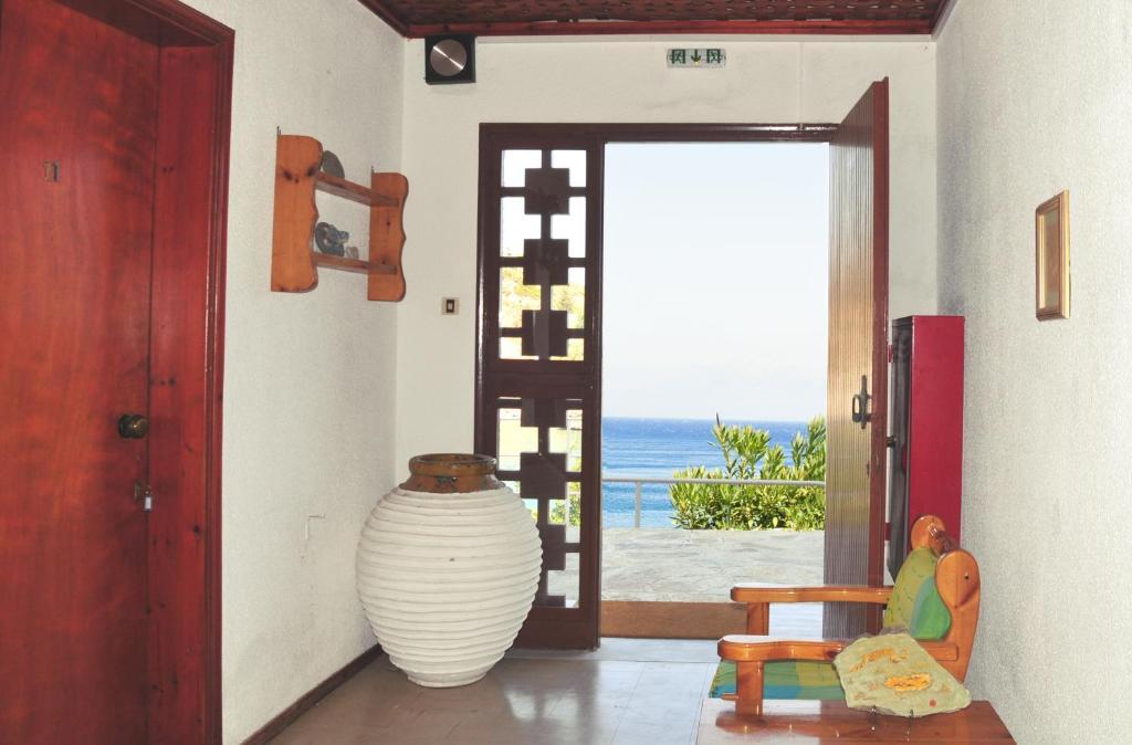 Marina Hotel Ágios Kírykos Extérieur photo