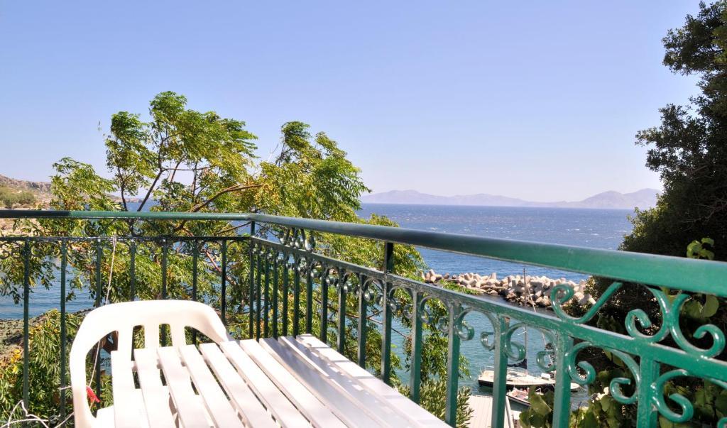 Marina Hotel Ágios Kírykos Chambre photo
